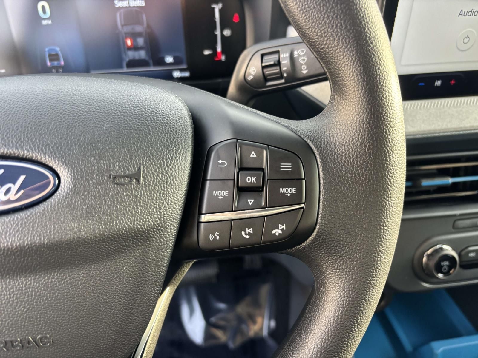 2025 Ford Maverick XLT Hybrid AWD