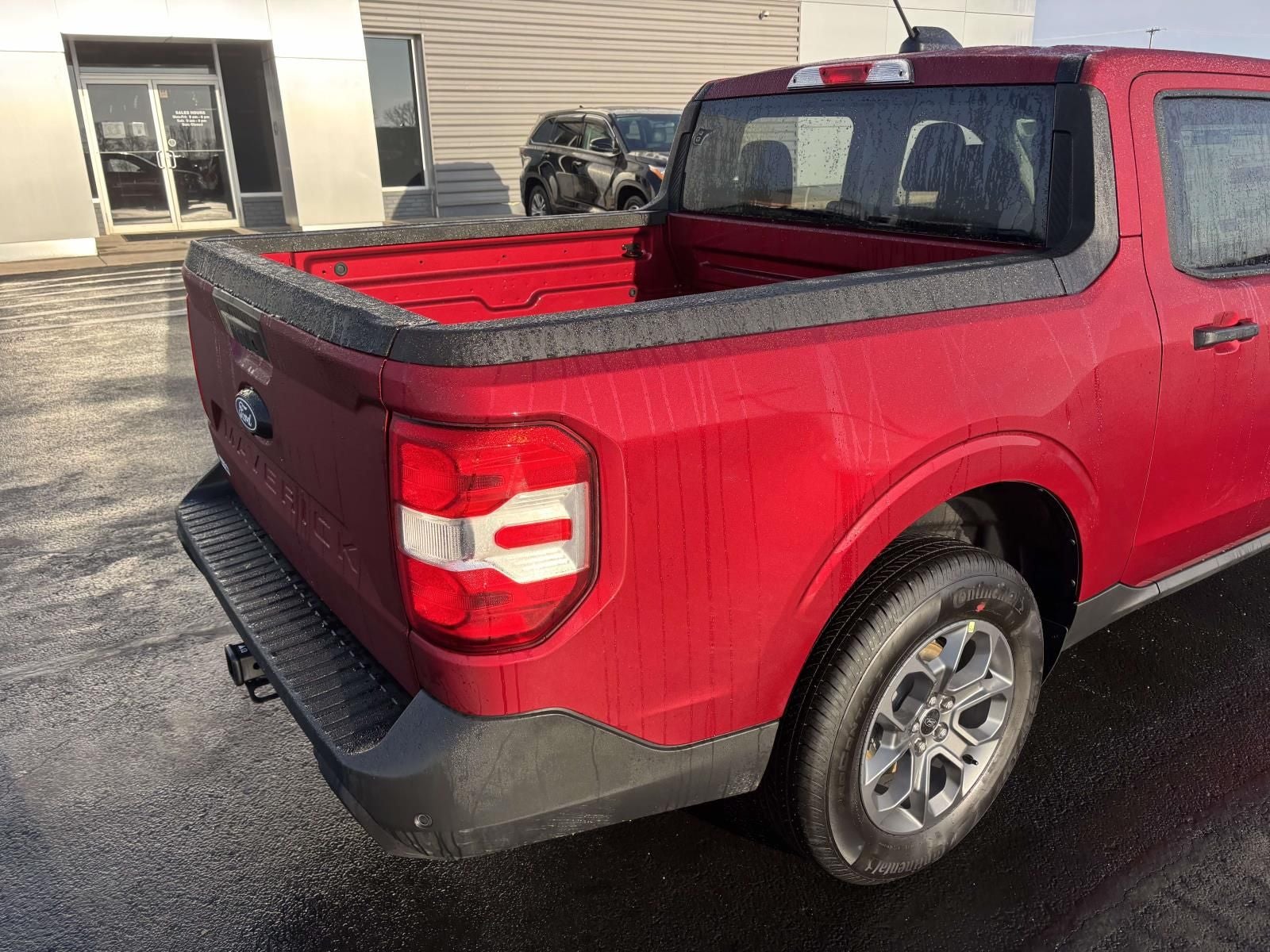 2025 Ford Maverick XLT Hybrid AWD