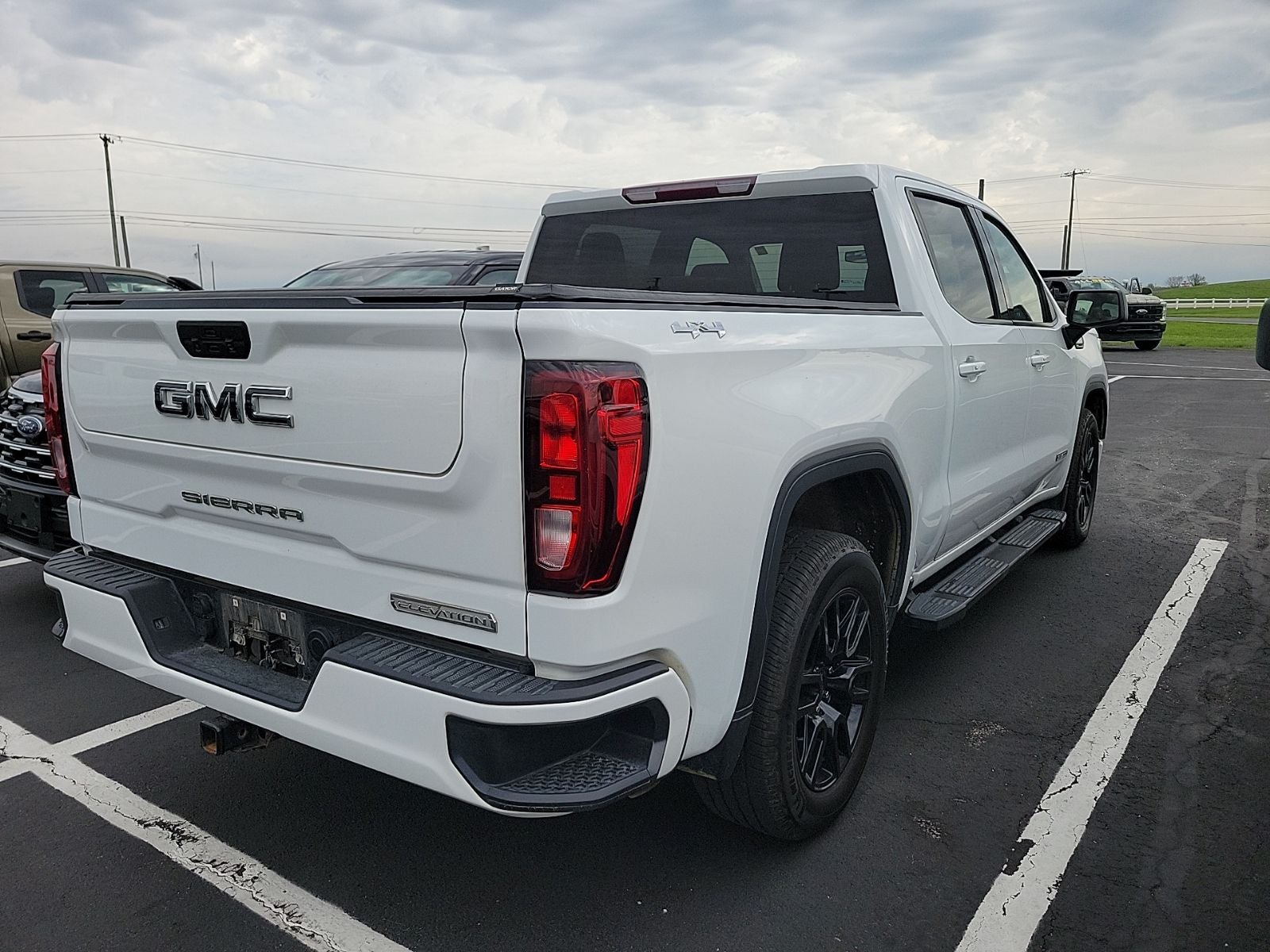 2022 GMC Sierra 1500 Limited Elevation
