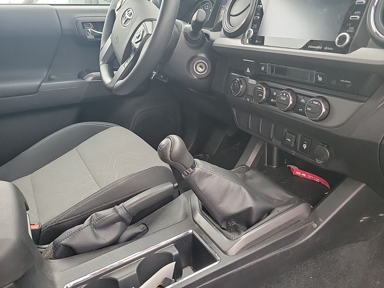 2022 Toyota Tacoma TRD Sport V6