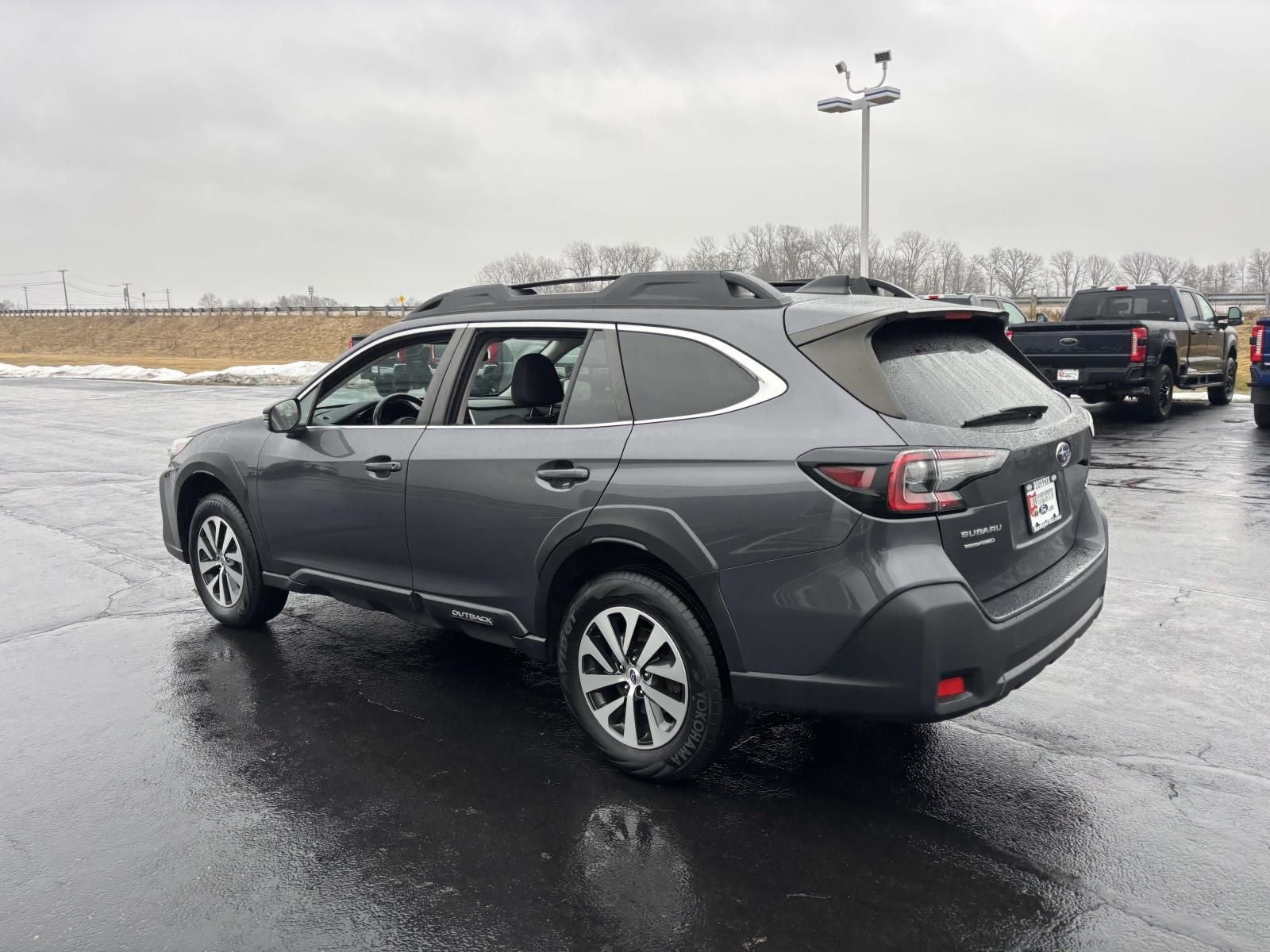 2023 Subaru Outback Premium AWD