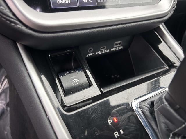 2023 Subaru Outback Premium AWD