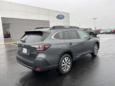 2023 Subaru Outback Premium AWD