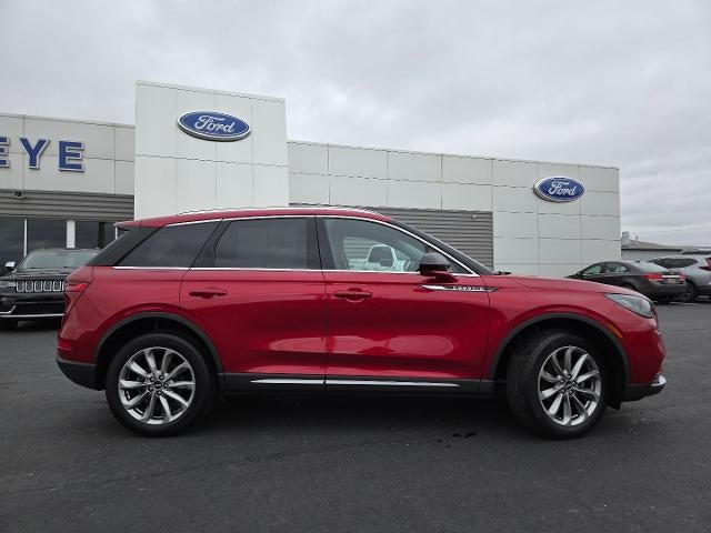 2022 Lincoln Corsair Standard AWD