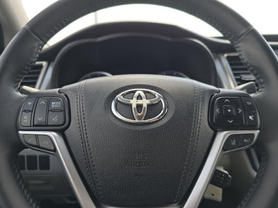 2017 Toyota Highlander LE Plus