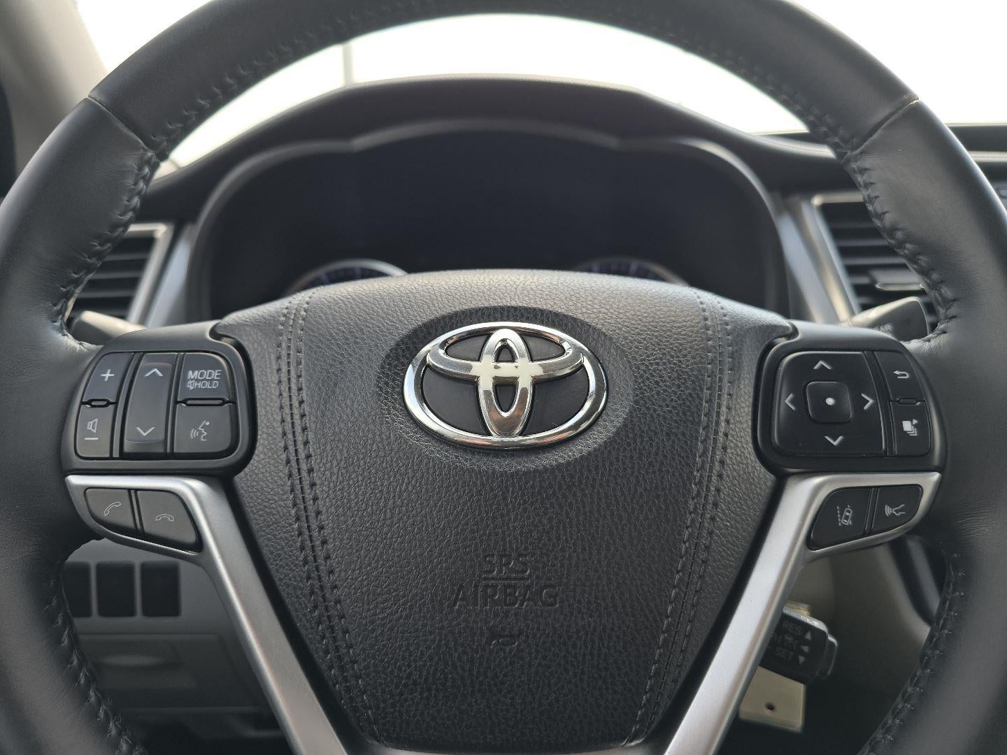 2017 Toyota Highlander LE Plus