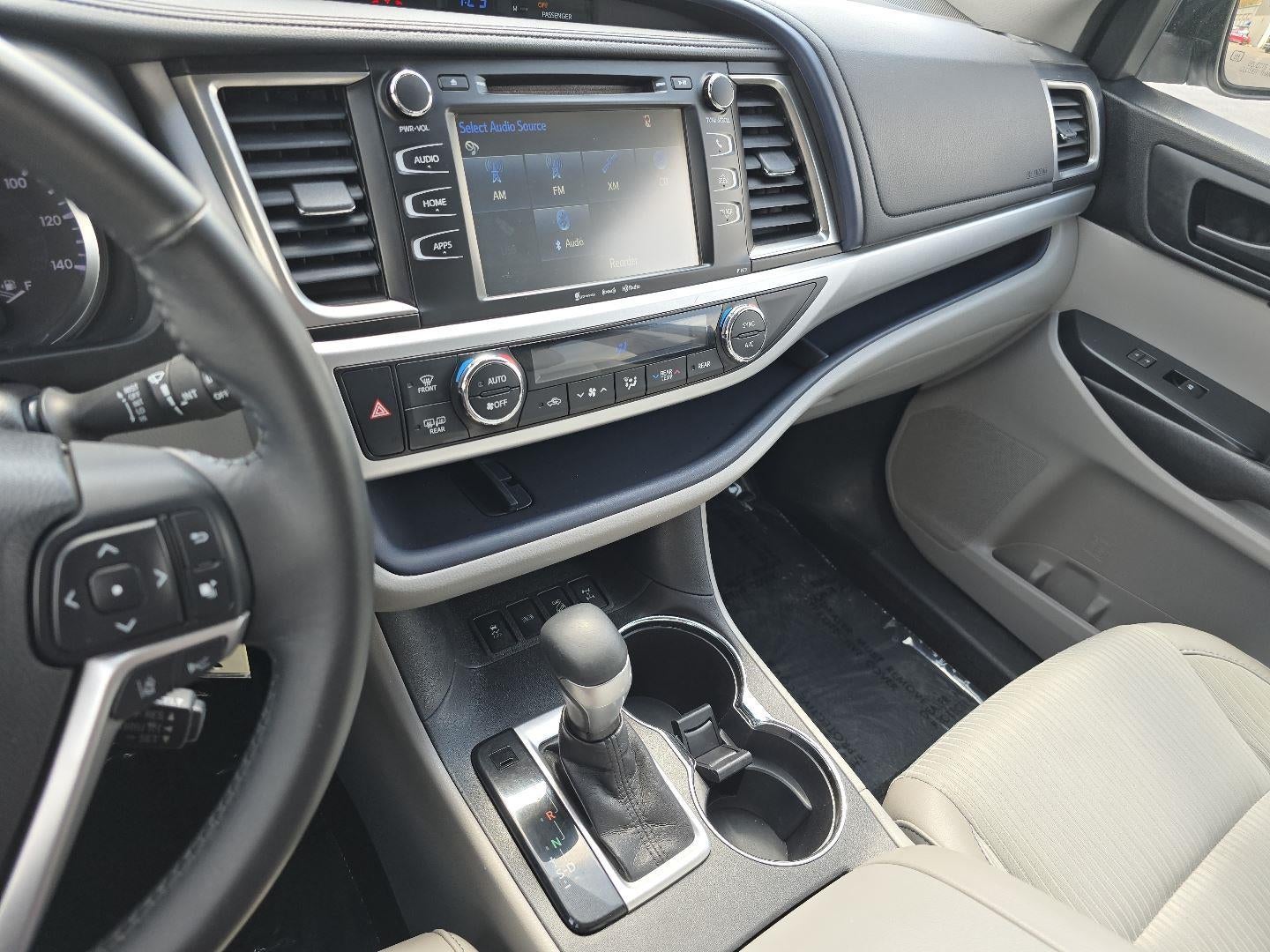 2017 Toyota Highlander LE Plus