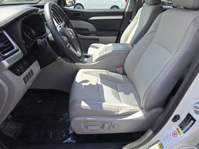 2017 Toyota Highlander LE Plus