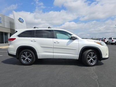 2017 Toyota Highlander LE Plus