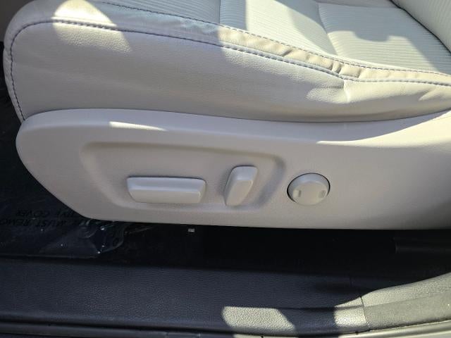 2017 Toyota Highlander LE Plus