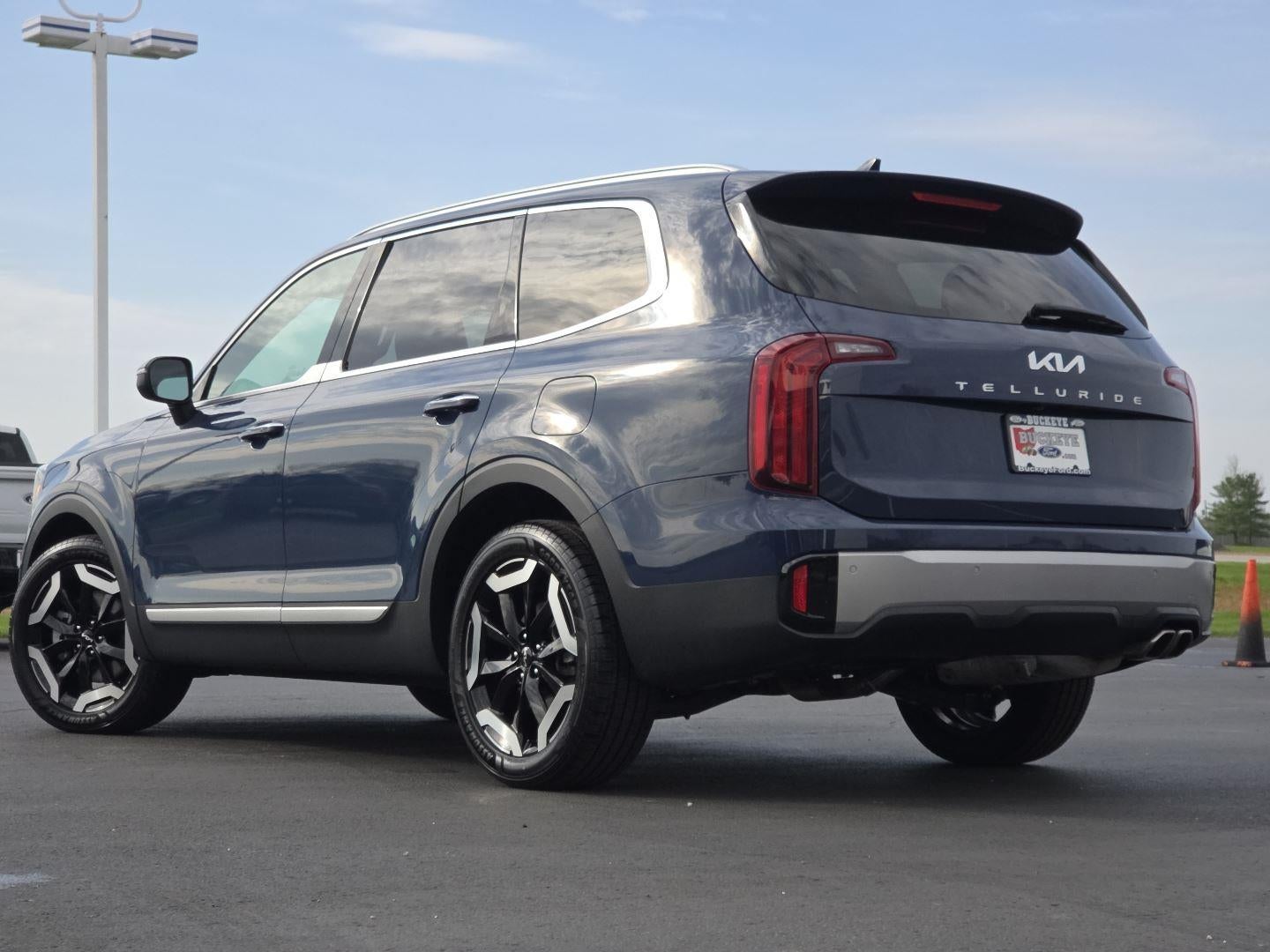 2025 Kia Telluride S