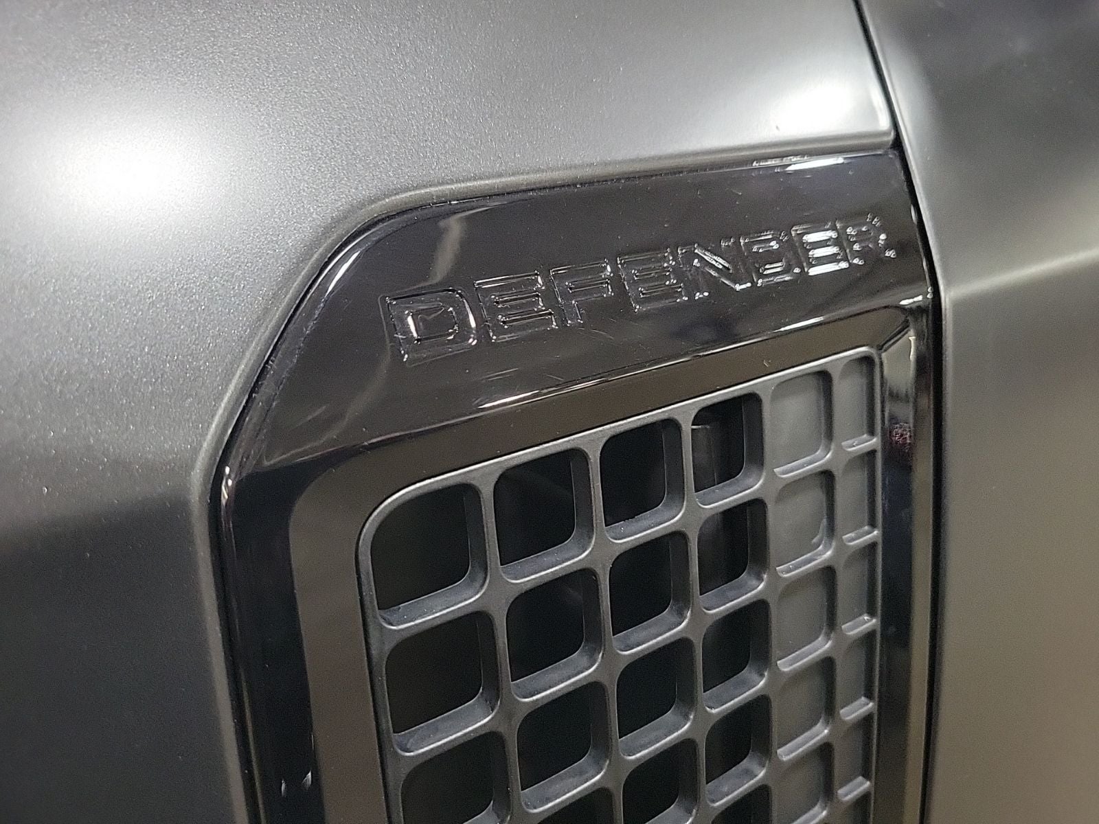 2024 Land Rover Defender 110 X