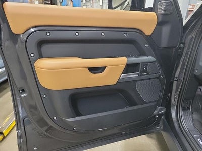 2024 Land Rover Defender 110 X