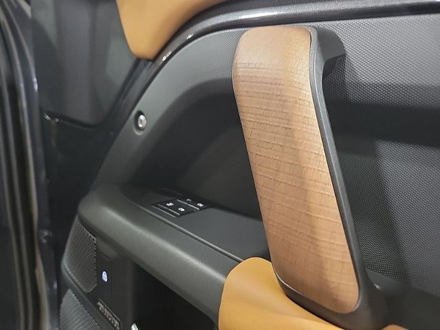 2024 Land Rover Defender 110 X