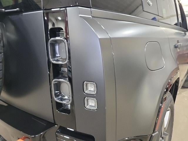 2024 Land Rover Defender 110 X